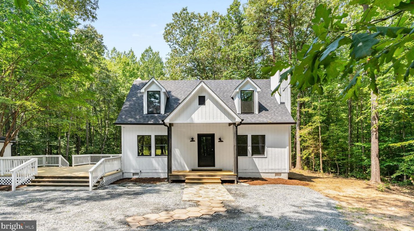 2208 Cartersville Rd, Mineral, VA 23117
