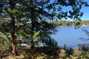 1134 S Lakeshore Dr, Louisa, VA 23093 - Photo 2