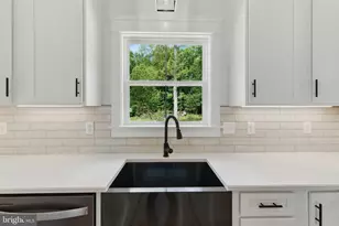 195 Promise Ln, Bumpass, VA 23024 - Photo 18