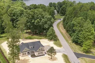 195 Promise Ln, Bumpass, VA 23024 - Photo 2