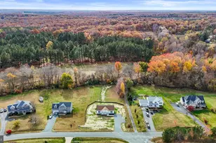 111 Fairway Dr, Louisa, VA 23093 - Photo 2