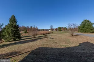 81 Leyland Farms Dr, Bumpass, VA 23024 - Photo 6