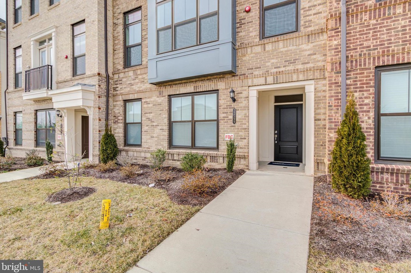 22599 Amendola Ter, Ashburn, VA 20148