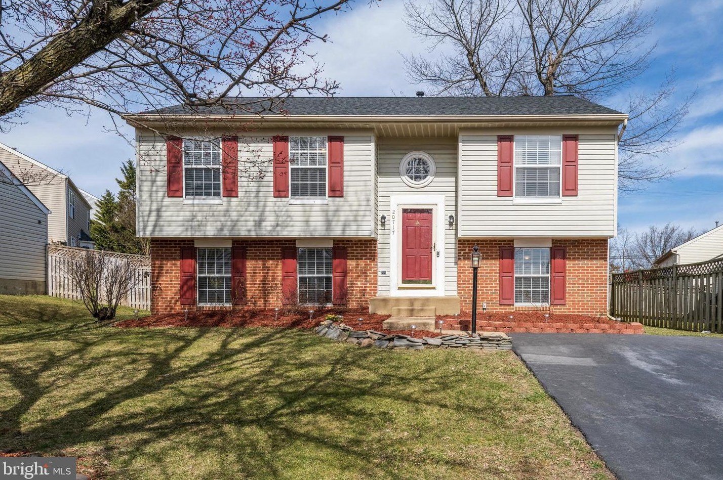 20717 Cross Timber Dr, Ashburn, VA 20147-4492