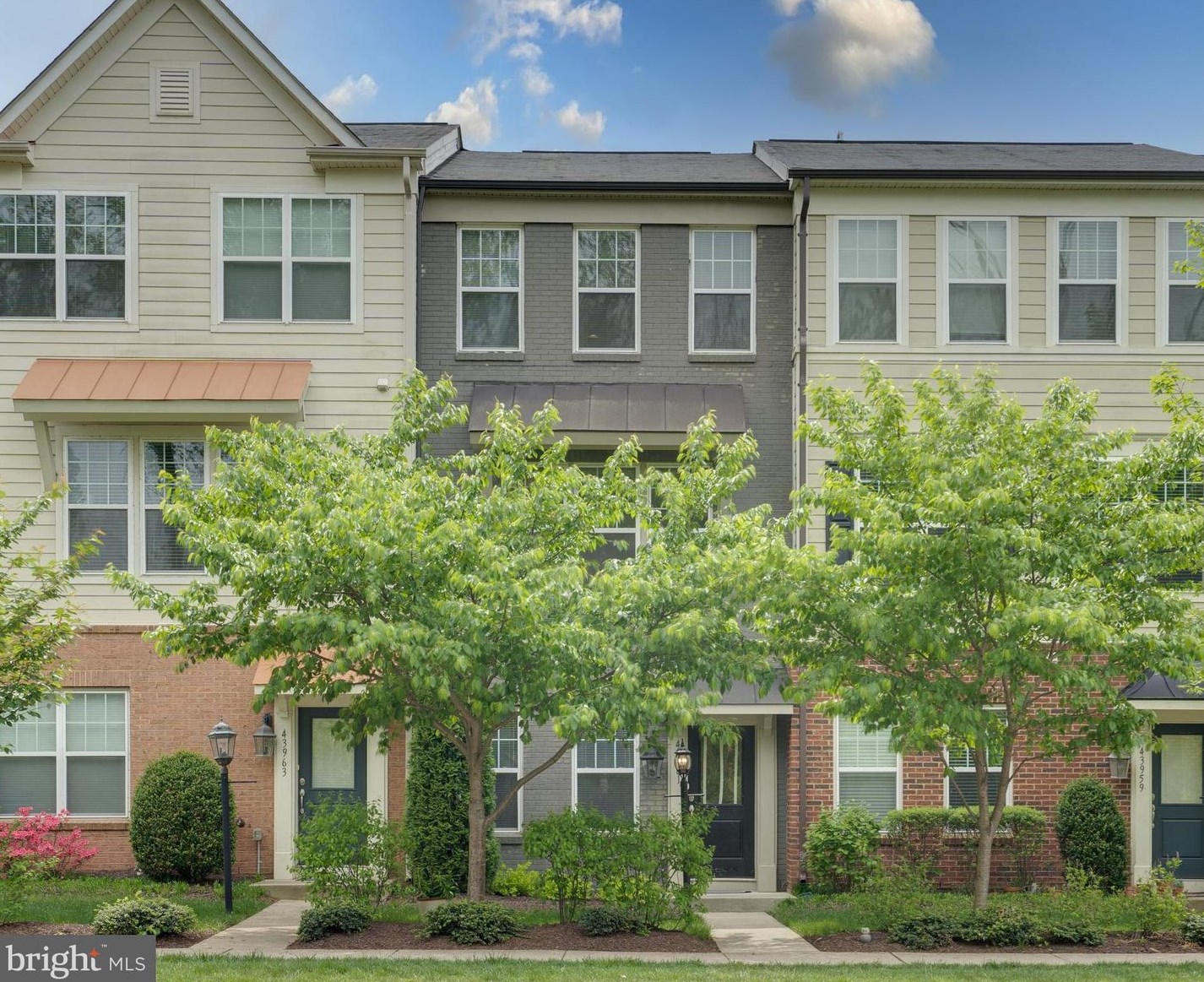 43961 Eastgate View Dr, Fairfax, VA 20152