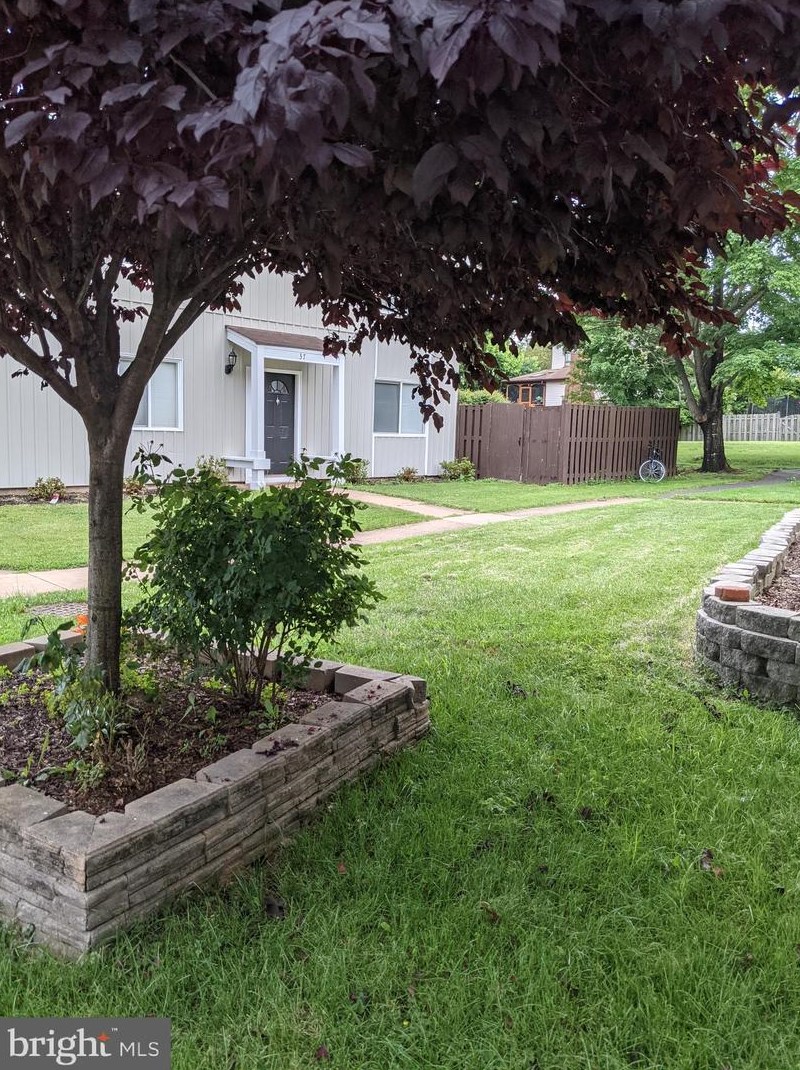 41 Carolina Ct, Dulles, VA 20164-1730