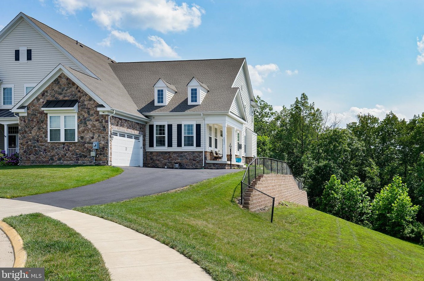 20892 Goose Preserve Dr, Ashburn, VA 20148