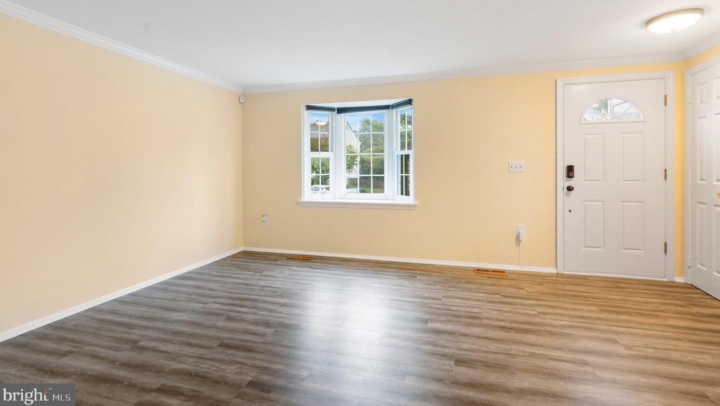 39 Southall Ct, Dulles, VA 20165-5781