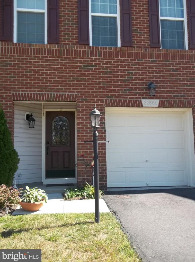 22558 Highcroft Ter, Ashburn, VA 20148