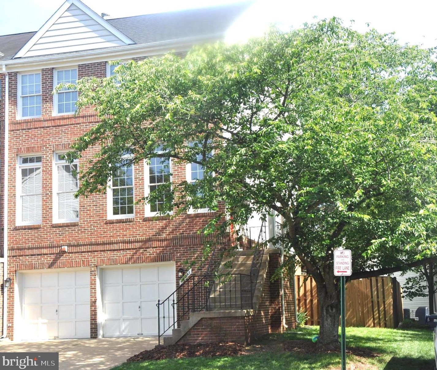 47683 Whirlpool Sq, Dulles VA  20165-7440 exterior