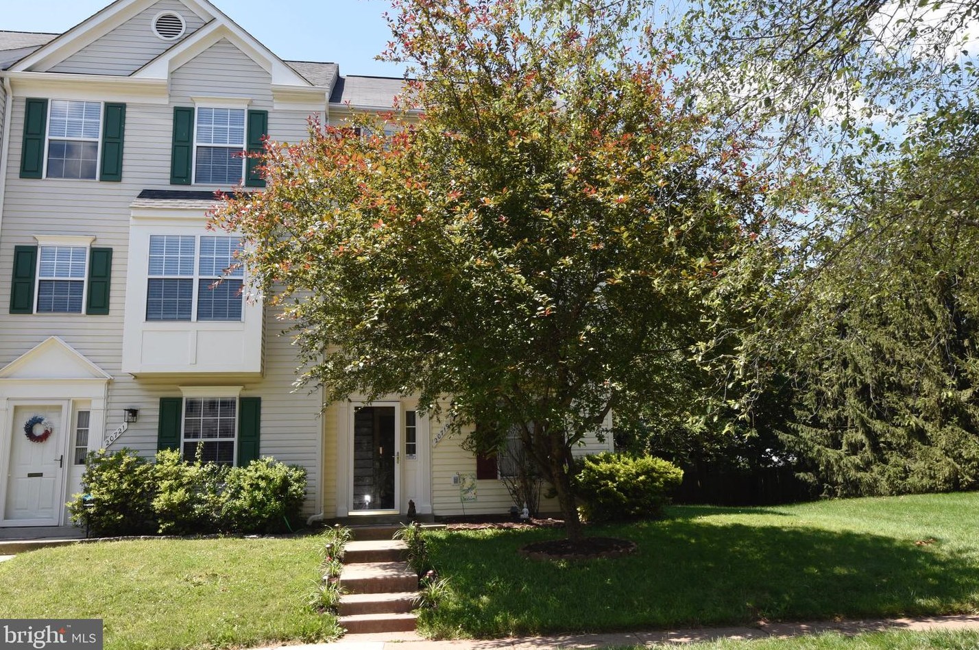 20719 Apollo Ter, Ashburn, VA 20147-2822