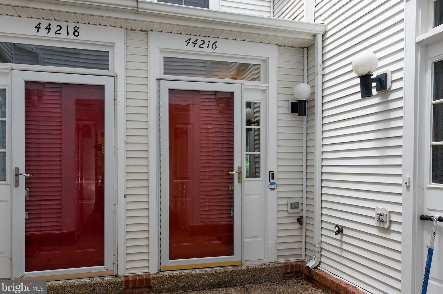 44216 Shady Glen Ter, Ashburn, VA 20147-3353