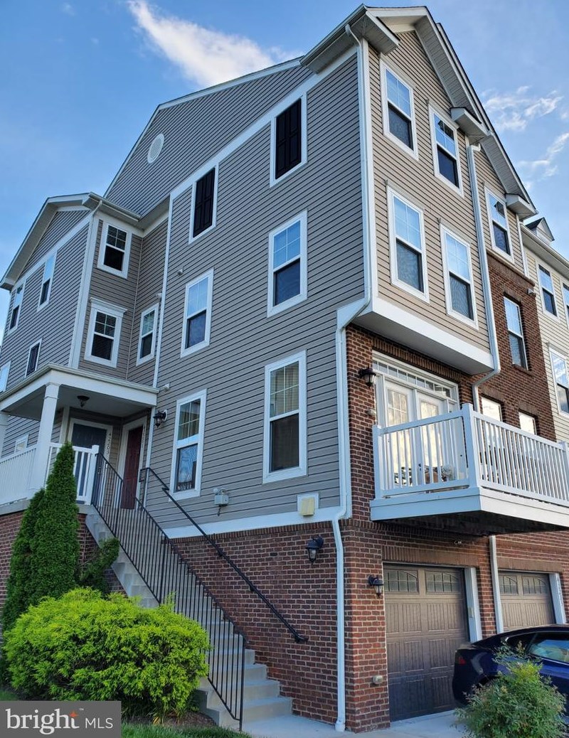 42201 Shorecrest Ter, Stone Ridge, VA 20105
