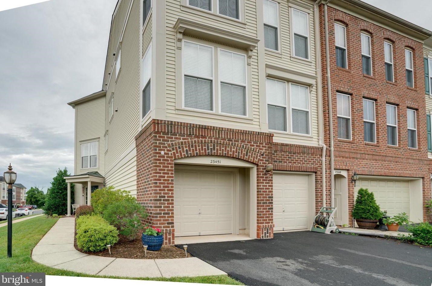 23451 Spice Bush Ter, Ashburn, VA 20148-7298
