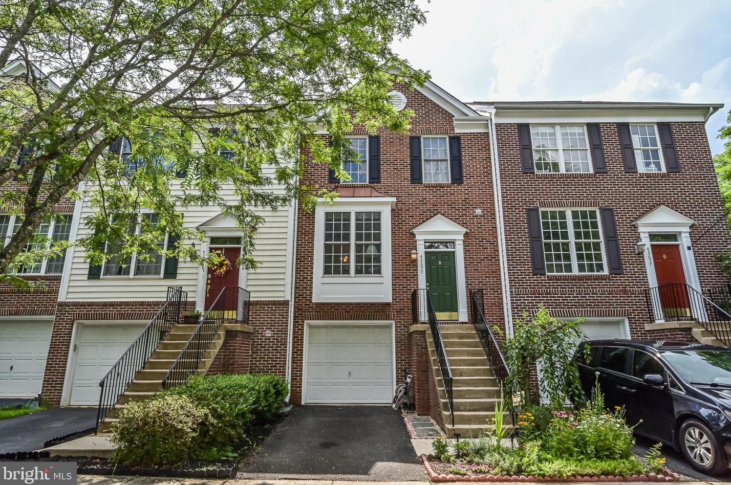 43659 Scarlet Sq, Fairfax, VA 20152-3638