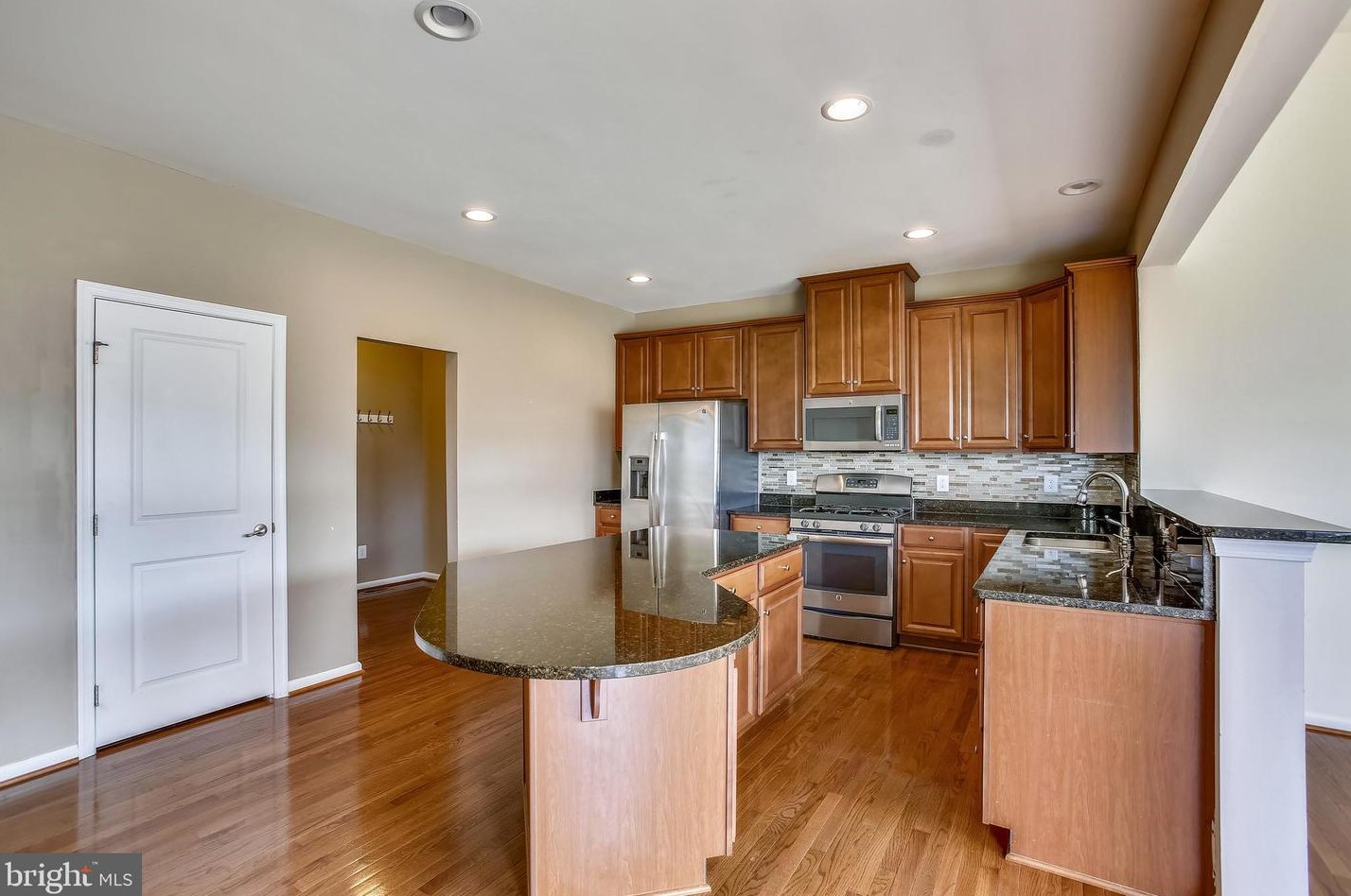 25486 Kylemore Dr, Stone Ridge, VA 20105-3040