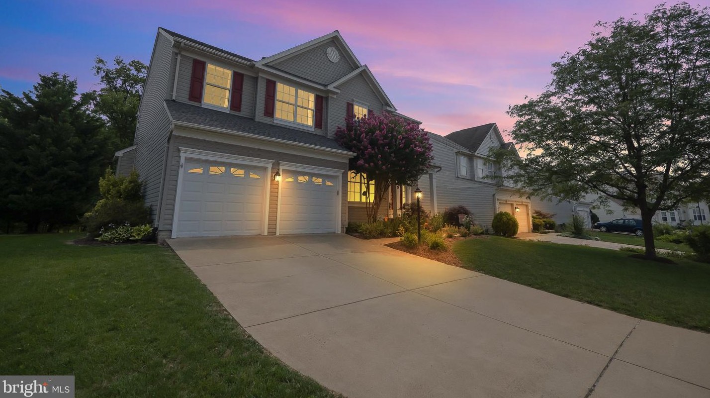 44354 Ladiesburg Pl, Ashburn, VA 20147-2863