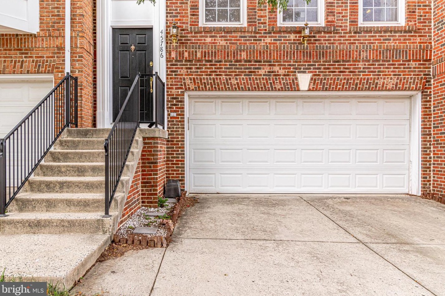 45786 Smoketree Ter, Dulles, VA 20166-7207