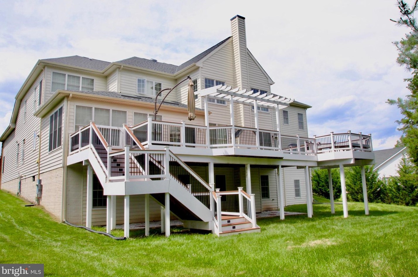 42545 Flemming Dr, Fairfax, VA 20152-6314