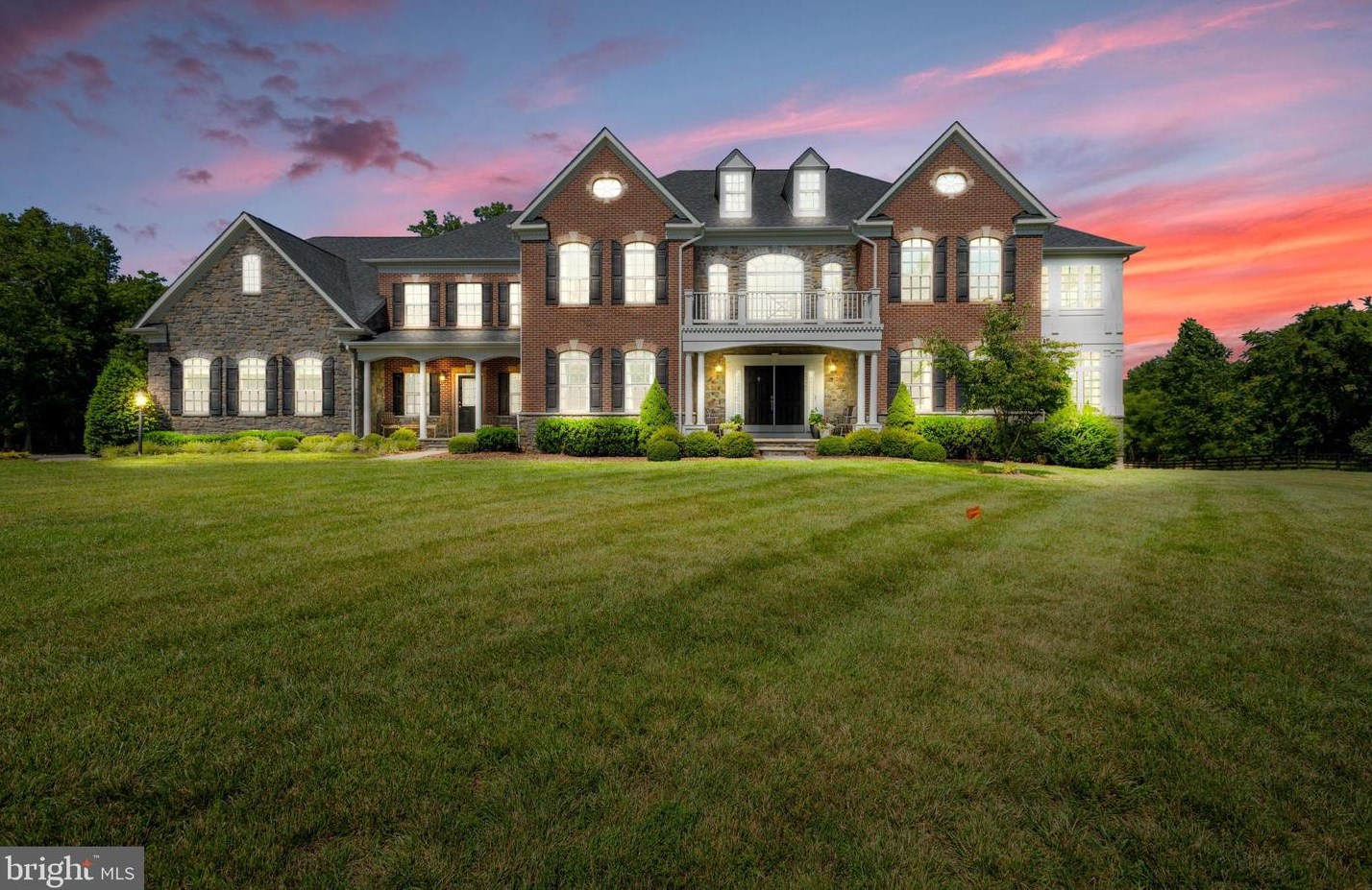 22460 Conservancy Dr, Ashburn, VA 20148-8065