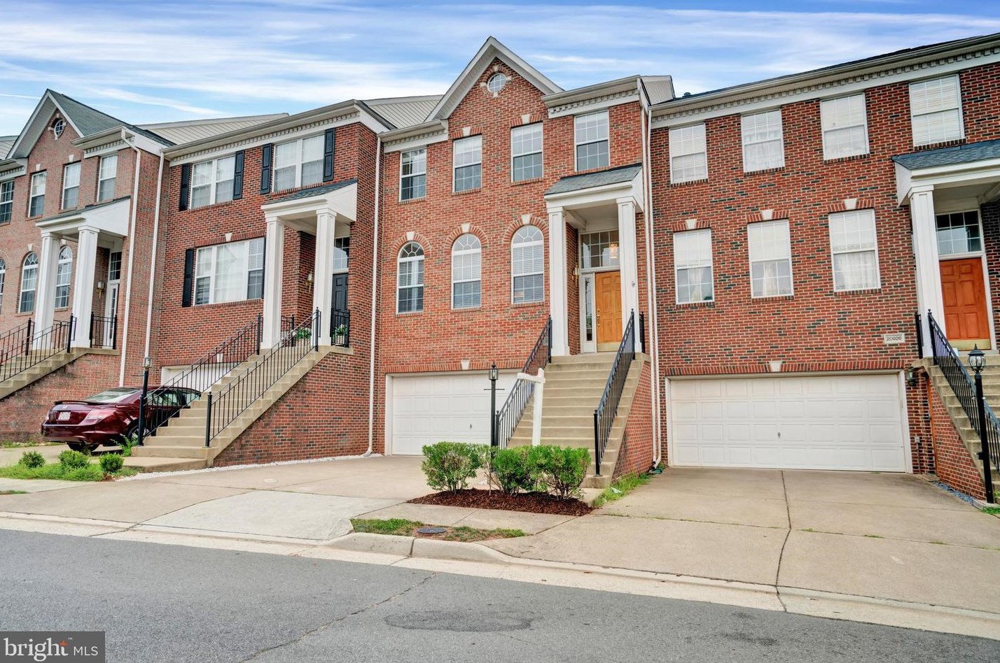 20924 Duryea Ter, Ashburn, VA 20147-6494
