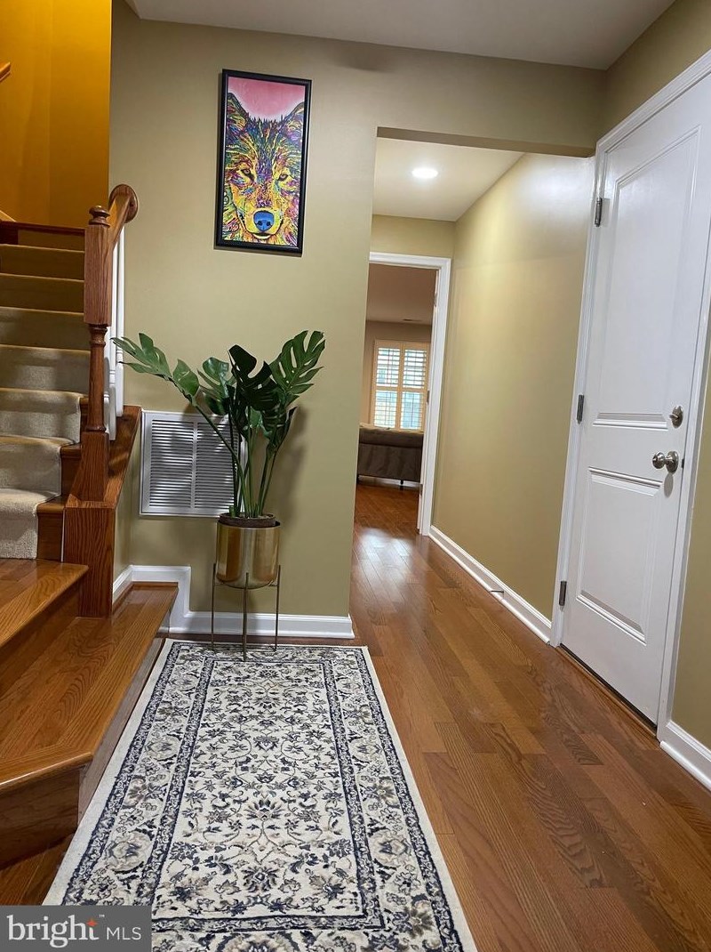 45951 Grammercy Ter, Dulles, VA 20166-7805