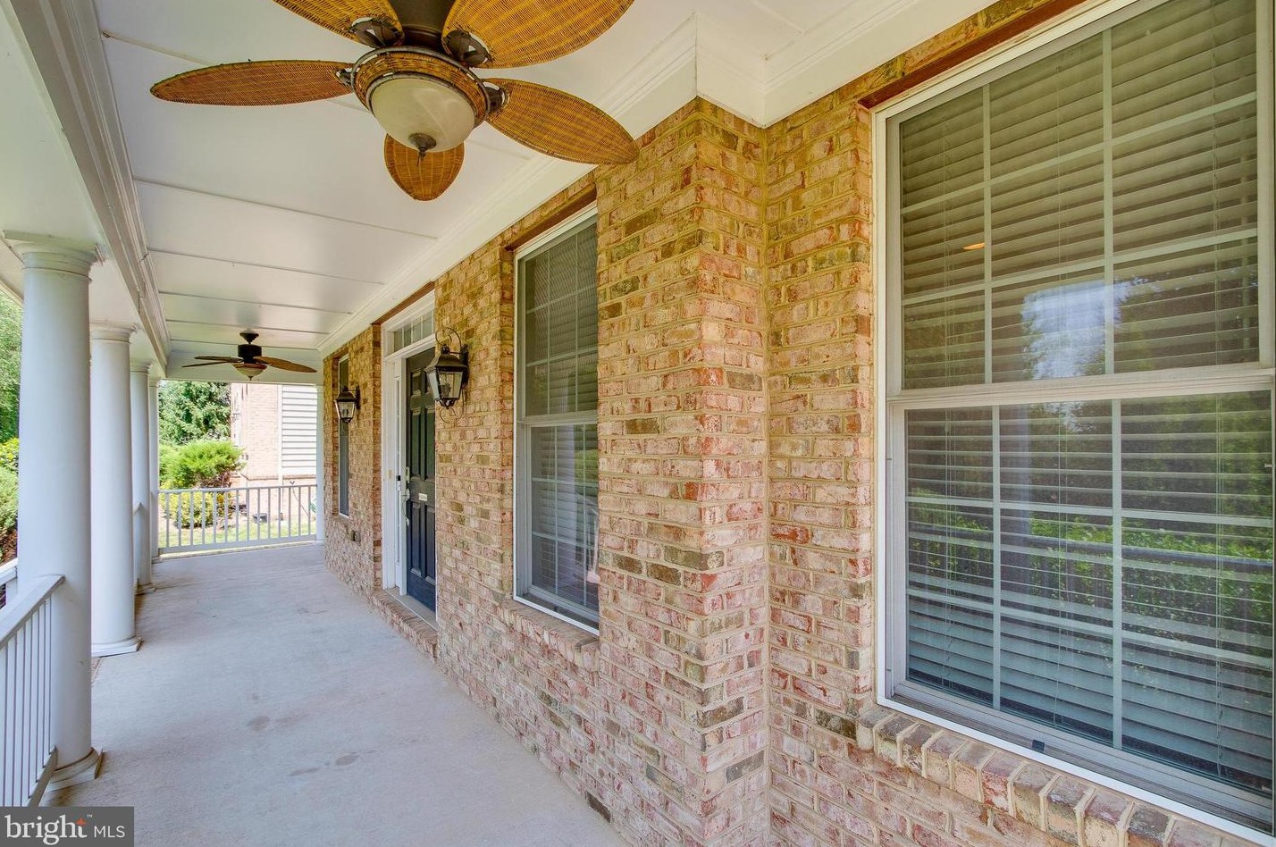 23247 Christopher Thomas Ln, Ashburn, VA 20148-7294