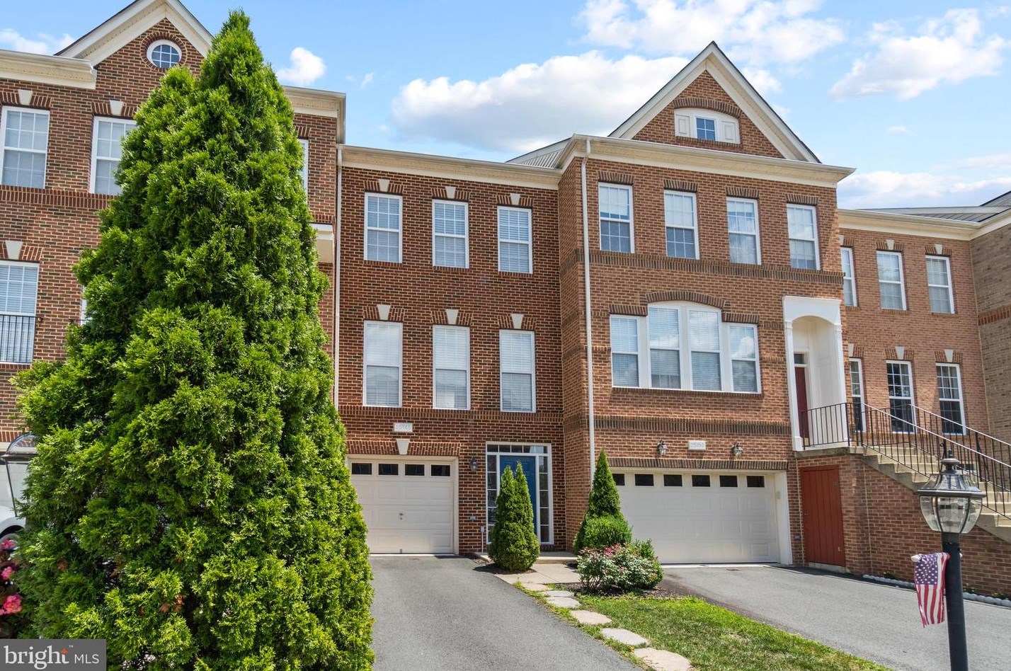 25148 Cutgrass Ter, Stone Ridge, VA 20105-5634