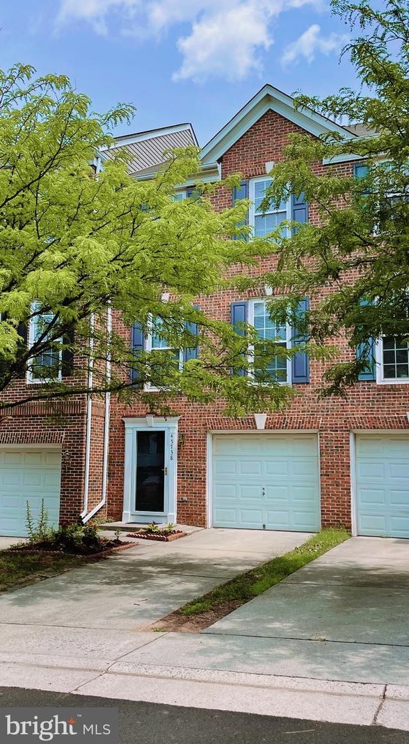 45738 Smoketree Ter, Dulles, VA 20166