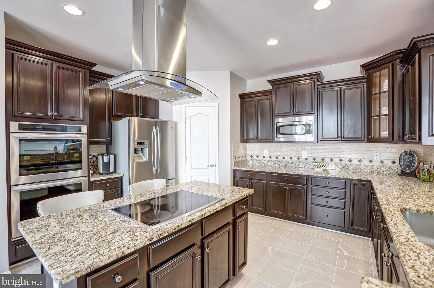 21934 Windover Dr, Ashburn, VA 20148-4533