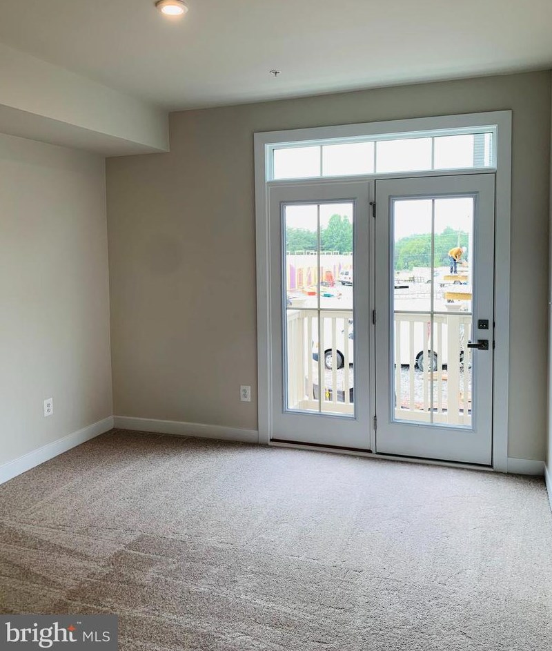 42627 Burbank Ter, Dulles VA  20166 exterior