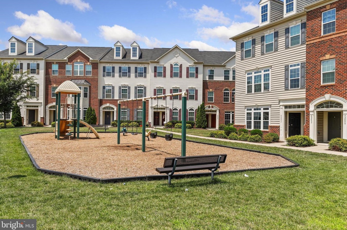 42467 Prophecy Ter, Dulles, VA 20166-2689