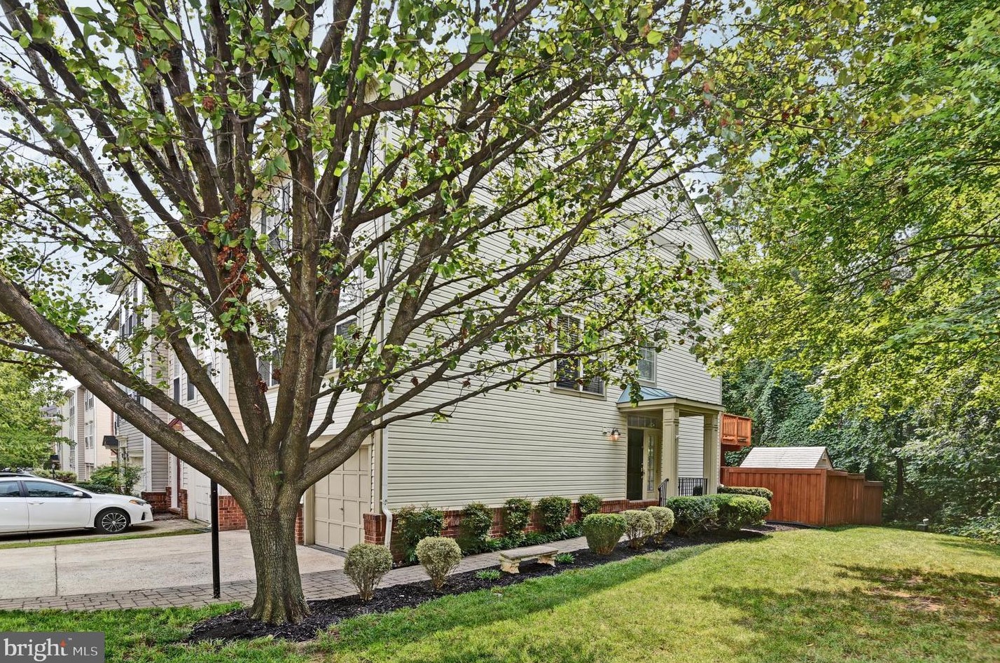 43101 Autumnwood Sq, Ashburn, VA 20148-5094