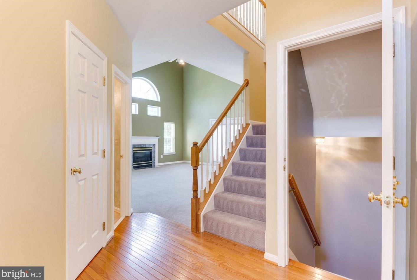 25420 Chicama Dr, Fairfax, VA 20152-4412