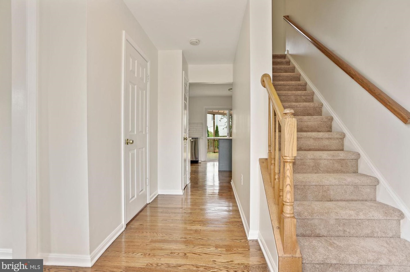 43101 Stonecottage Pl, Ashburn VA  20147-4448 exterior