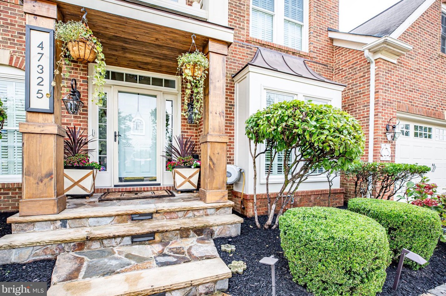 47325 Ox Bow Cir, Dulles, VA 20165-3142