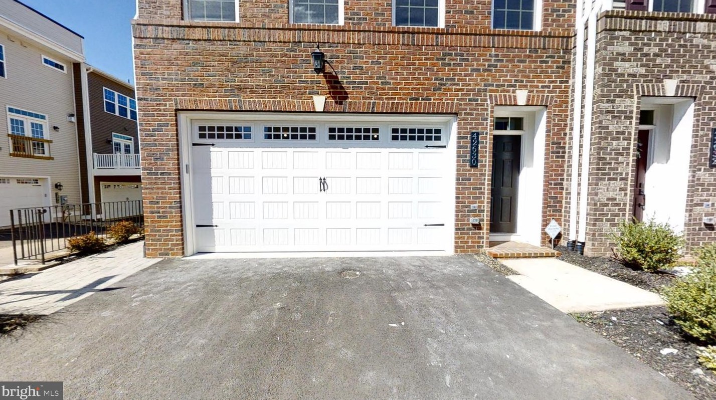 42630 Harlow Meadows Terrace, Dulles, VA 20166