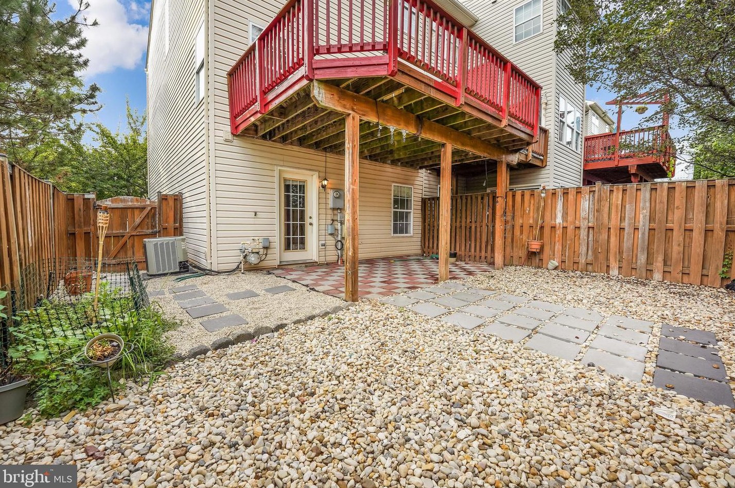 21060 Tyler Too Ter, Ashburn, VA 20147-3212