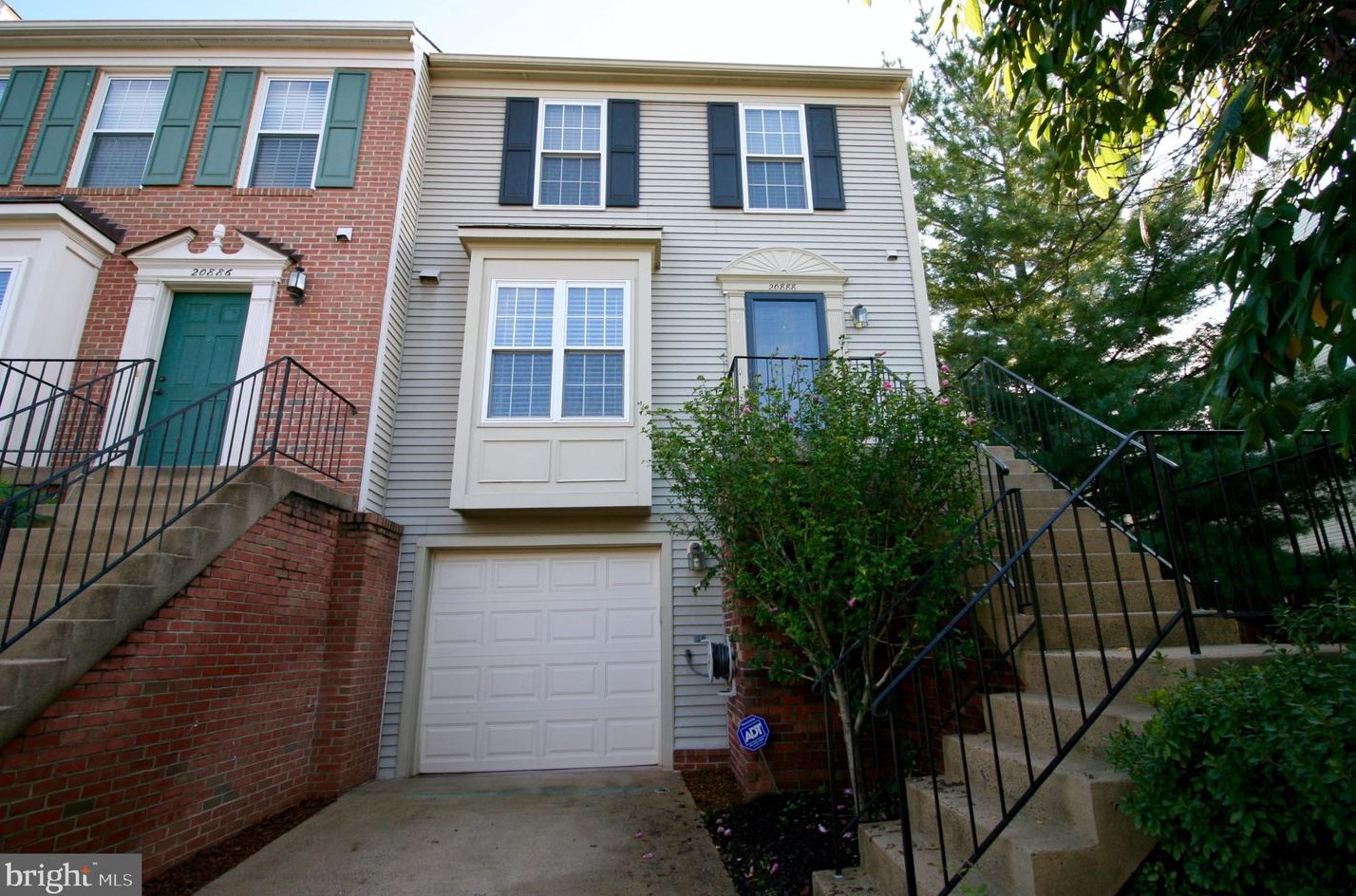 20888 Sandstone Sq, Dulles, VA 20165