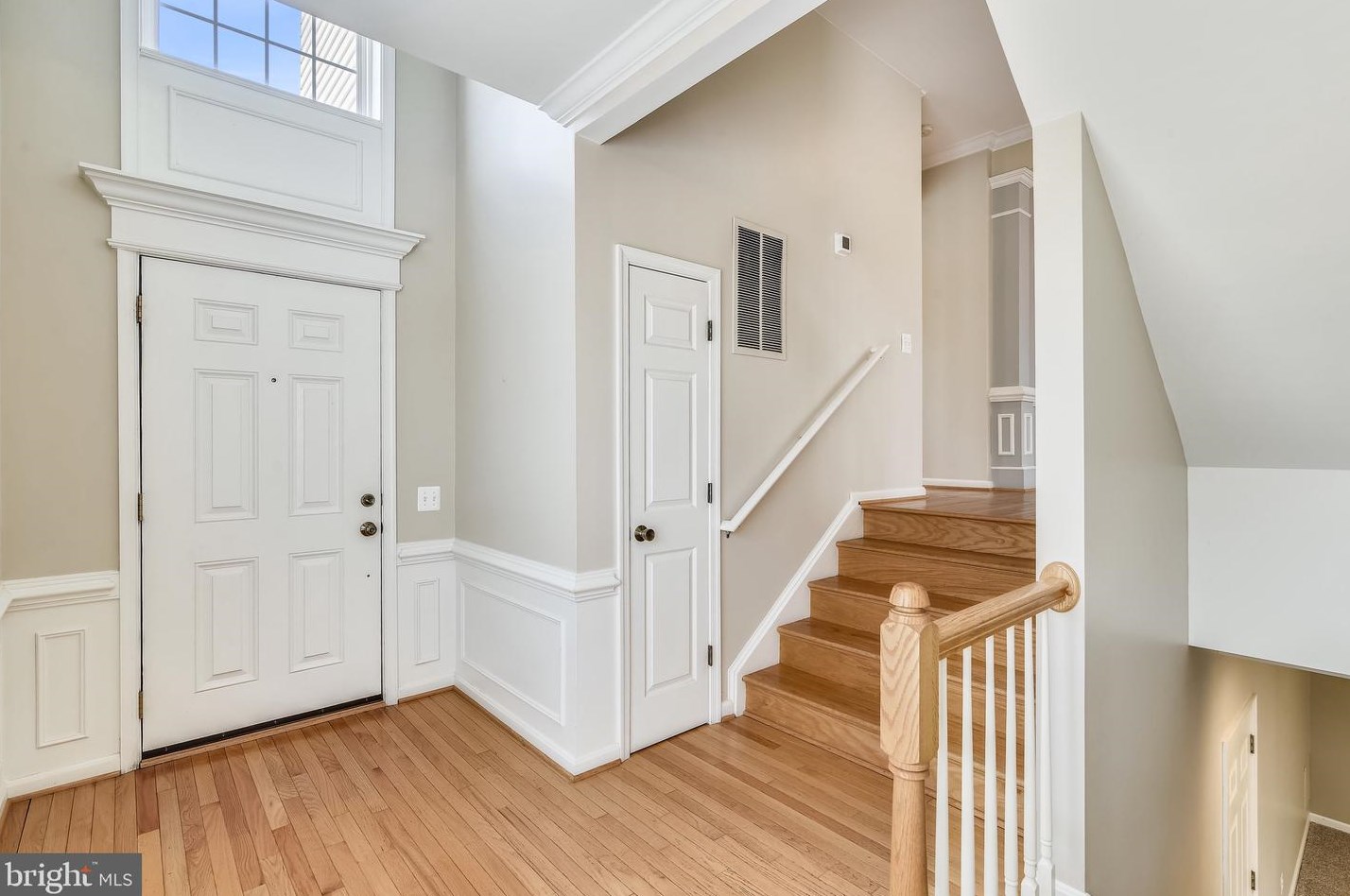 43901 Thorncroft Ter, Ashburn, VA 20148-3156