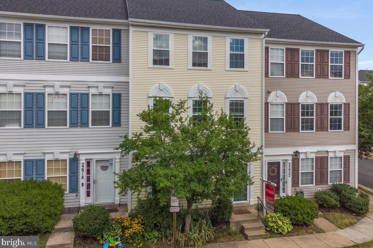 22920 Regent Ter, Dulles, VA 20166-9480