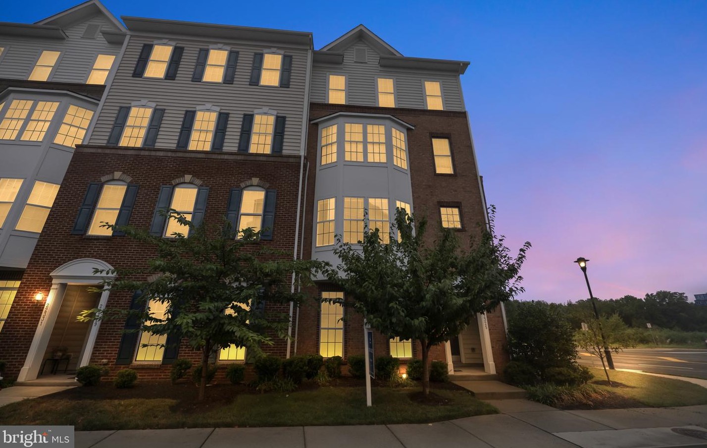 22327 Concord Station Ter, Ashburn, VA 20148-2425