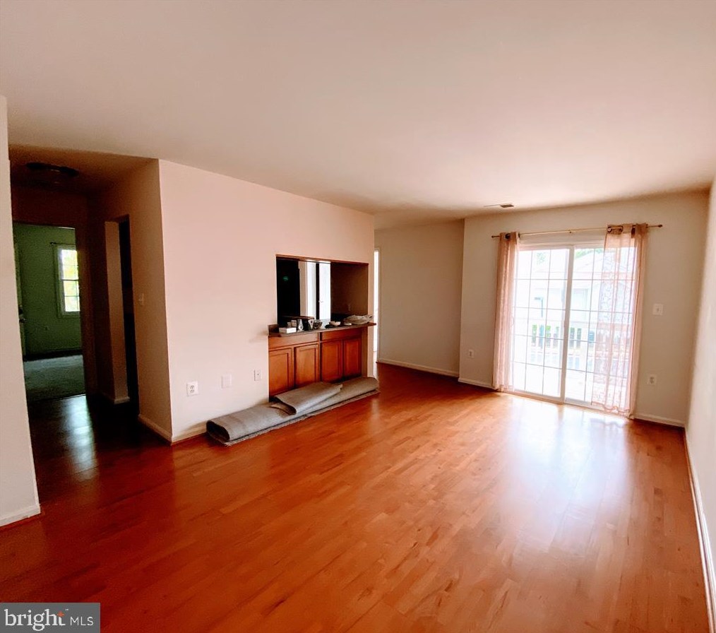 122 Westwick Ct #7, Dulles, VA 20165
