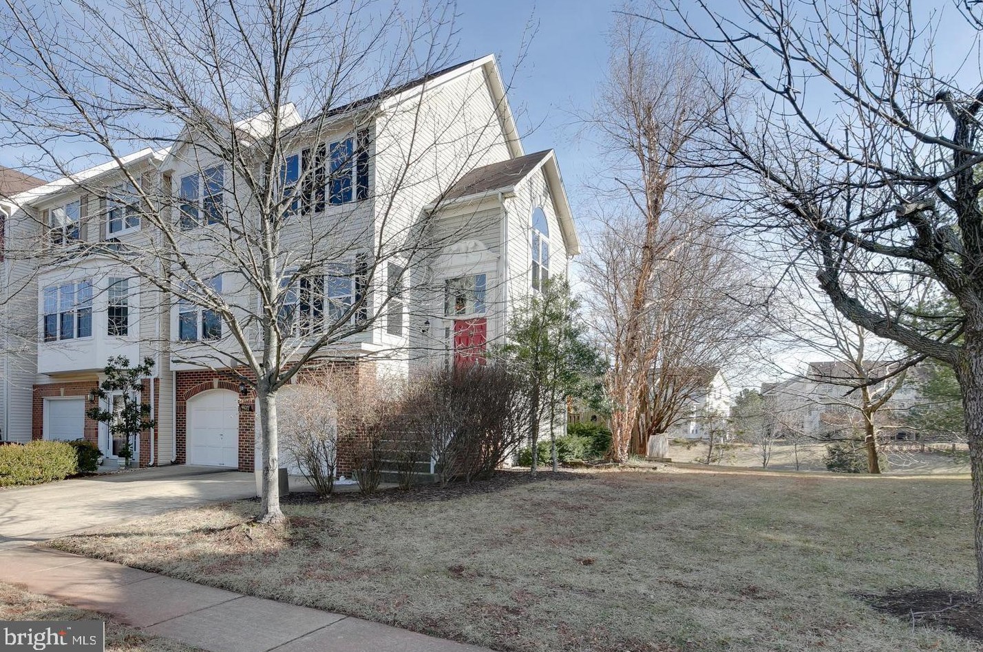 44077 Rising Sun Ter, Ashburn, VA 20147