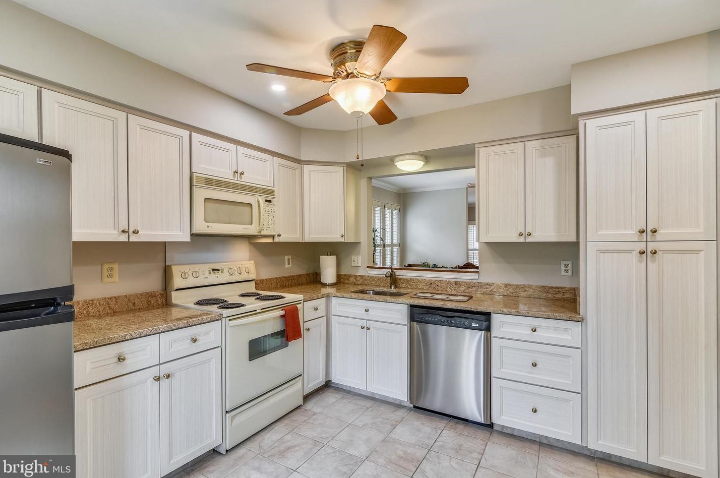 43947 Afton Ter, Ashburn, VA 20147-3340