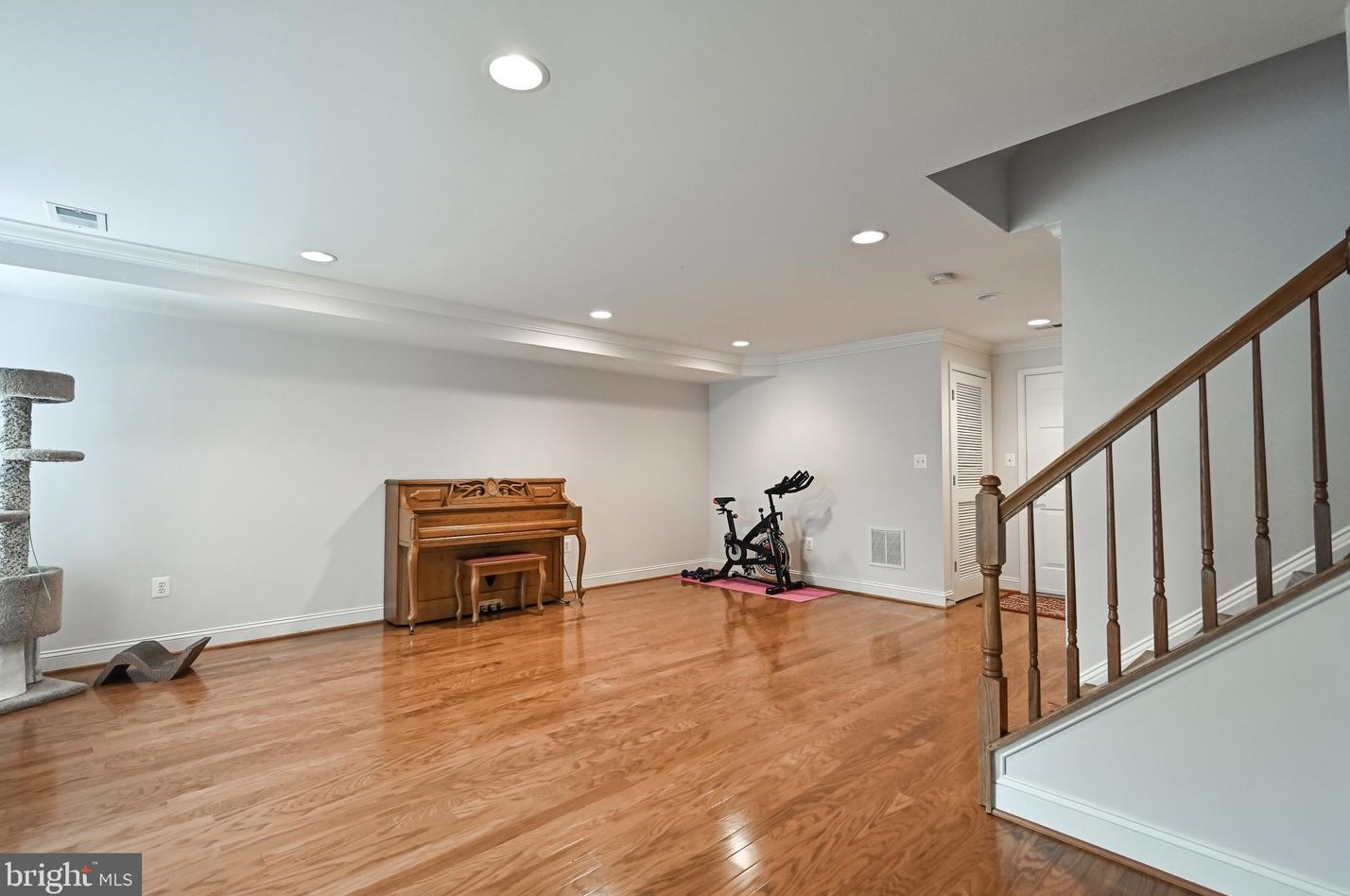 25839 Mews Ter, Fairfax, VA 20152-6361