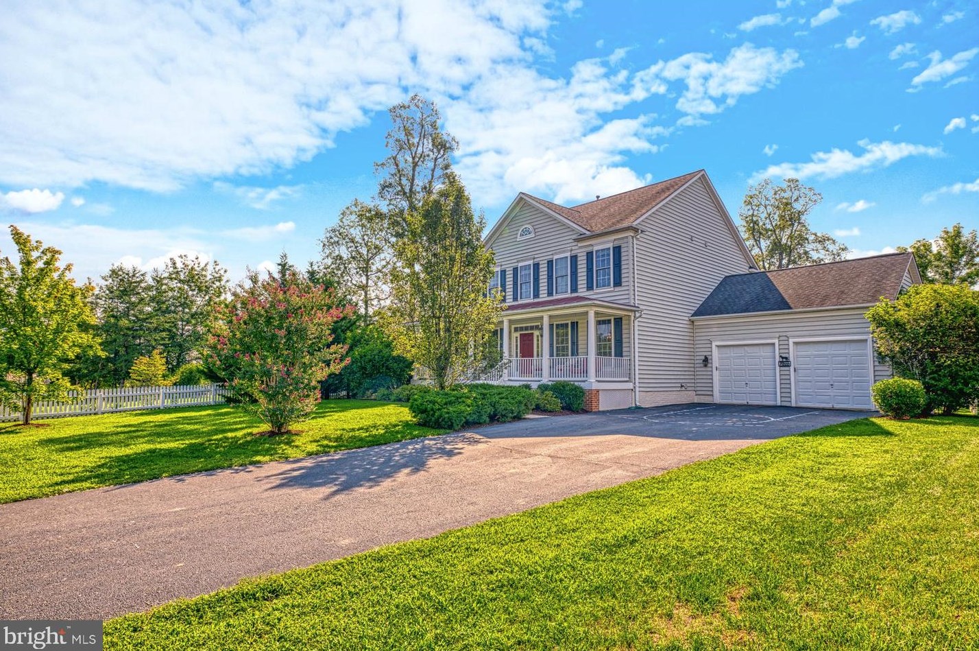 20555 Middlebury St, Ashburn, VA 20147-7455