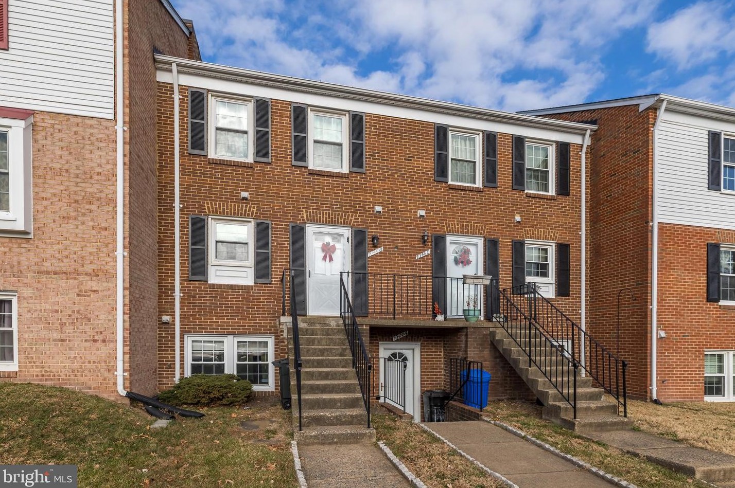 1044 Margate Ct, Dulles, VA 20164-5213