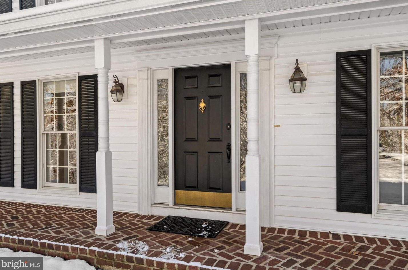 17 Cedar Dr, Dulles, VA 20164-8607