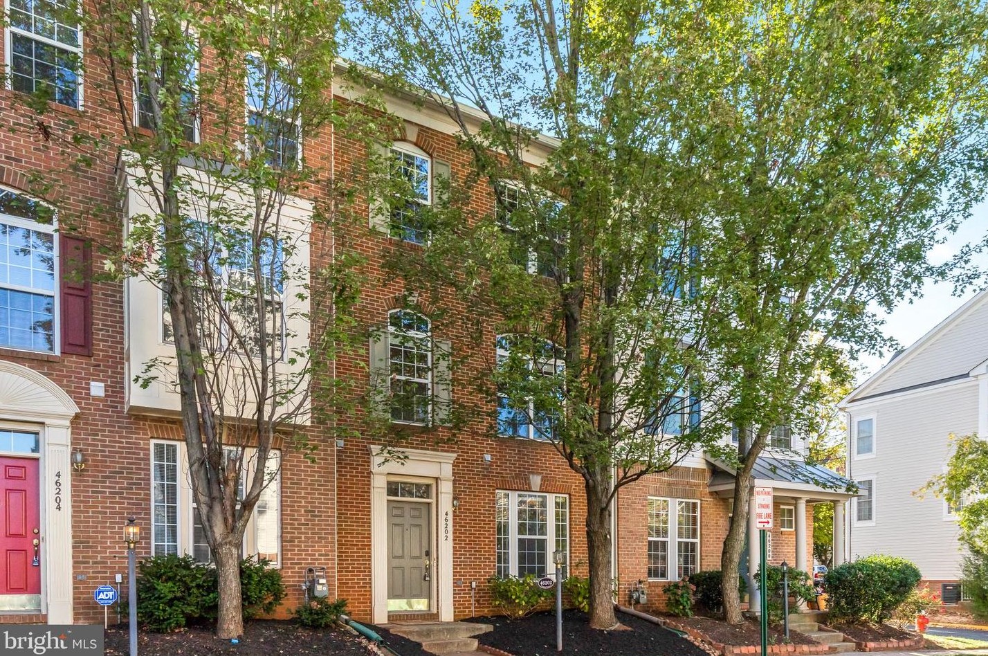 46202 Walpole Ter, Dulles, VA 20165-8742